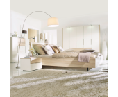 OAKland's Schlafzimmer-Set Piacenza II (4-teilig) - Kleiderschrank, Futonbett & Nachtkommoden - Weiß/Eiche Hell