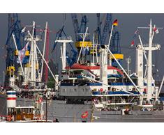 Fertig gerahmtes Leinwandbild auf Keilrahmen: "Hamburg Maritim - Die Cap San Diego im Hamburger Hafen" - Leinwandbilder, Leinwanddrucke, Keilrahmenbilder, Wandbilder, Bilder (30 x 20 cm)