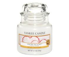 Yankee Candle Classic Housewarmer Klein, Snow In Love, Duftkerze, Raum Duft im Glas / Jar, 1249717E