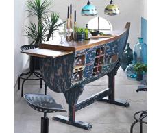 Bartheke im Boot Design Bunt