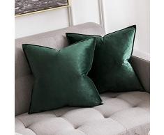 2 samtweiche Kissenbezüge von Miluee, dekoratives Kissenbezugsset aus festem Stoff, quadratisch, Kissen für Sofa, Schlafzimmer oder Auto 24x24 armee-grün