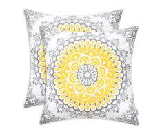 CaliTime Kissenbezüge Kissenhülle Packung mit 2 kuscheligen Fleece-Dekokissenbezügen Bezüge für Couchbett Sofa Bauernhausdekoration Dahlie Blumenmedaillon Kompass Mandala-Stil 45cm x 45cm Gelbgrau
