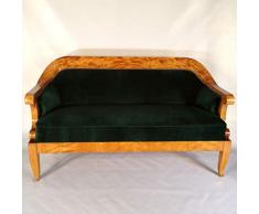 Klassizistisches Biedermeier Sofa. Sehr Elegantes und bequemes Biedermeier Empire Sofa aus geflammter Birke Österreich, um 1825/1835. Selten! Wohnzimmer Schlafzimmer Arbeitszimmer