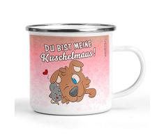INWIEDU - Emailletasse Pilapets Hund Caruso mit Spruch: Du bist Meine Kuschelmaus! - Emaille 300 ml - Größe Ø 80 H 80 mm, Gewicht 140g, Volumen 300ml / 12 oz