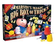 Marvins Magic 54065 - Zauberkasten Marvin`s erstaunliche 225 Zaubertricks, Spezial Edition, Komplettset für 225 Tricks, Zauber Set für Magier ab 4 Jahre, Set mit deutscher Anleitung zum Zaubern üben