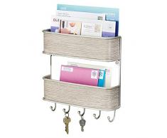 mDesign Schlüsselbrett mit Ablage – vielseitiges Schlüsselboard aus grauem Echtholz mit satinierten Akzenten – mit 2 Briefablagen für Post und Magazine – Grau/Satiniert