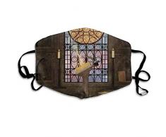 Bequeme Winddichte Maske, Rednerpult auf Pentagramm Symbol Mittelalterliche Architektur Kerzenlicht im dunklen Zauberaltar