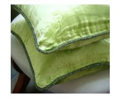 Green Lime - 40 x 40 cm Ein kalkgrün Samt Kissenbezug mit handfertigtem Perlenrand