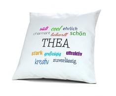 Kopfkissen mit dem Namen Thea, Kissen mit Füllung - Positive Eigenschaften, 40 cm, 100% Baumwolle, Kuschelkissen, Liebeskissen, Namenskissen, Geschenkidee