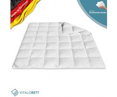 VitaloBett Mittelwarme Daunendecke aus kanadischen Daunen Wärmeklasse 3 medium - 240 x220 cm 1800g - luftige Schlafdecke für Allergiker - waschbare Bettdecke- zertifizierte und umweltfreundliche Ganzjahresdecke - made in Germany