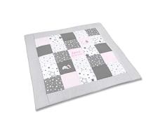 Amilian Krabbeldecke Patchworkdecke ideal als Spieldecke Laufgittereinlage Decke Kuscheldecke schön gepolstert mit Namen und Datum bestickt, ideal als Geschenk M088 (105x105cm)
