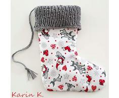 Nikolausstiefel Weihnachtsstiefel in Weiß Grau Rot mit Motivmuster und weißem Filzfutter sowie handgestrickter Krempe in Grau