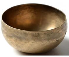 BUDDHAFIGUREN/BillyHeld - Klangschale Typ Khopre handgearbeitet 150 g - 200 g mit Zubehör