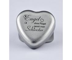 Duftkerze Teelicht Vanille in Herzform mit Gravur Engel ohne Flügel nennt Man Schwester auf dem Deckel als Geschenk zum Geburtstag oder zu Weihnachten