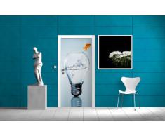 Selbstklebende Türtapete Goldfisch springt aus Aquarium - 93 x 205 cm in Premium-Qualität: Abwischbar, brillante Farben, rückstandsfrei zu entfernen