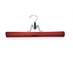 Hosenklemmbügel aus dunklem Holz mit Filzeinlage, Abmessung: 32 x 2 x 15,5 cm