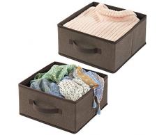 mDesign 2er-Set Aufbewahrungsbox aus Kunstfaser – für Ordnung im Kleiderschrank – Stoffkiste mit Griff und offener Oberseite für Kleidung, Decken, Accessoires und mehr – braun