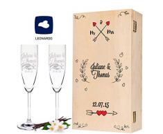 Leonardo Sektgläser mit Gravur Namen und Herzen inkl. bedruckter Holzkiste Mr. & Mrs. Design - 2er Set - Geschenk zur Hochzeit für Brautpaar