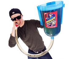 POWER PITCHER Bier-Bong | Premium Party Bier-Trichter | 2 Liter | mit Griff | inkl Mundstück | Beer-Bong | Trinktrichter