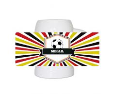 Fußball-Bierkrug mit Namen Mikail und schönem Motiv mit Wappen , Ball und Strahlen in schwarz-rot-gold - Fan-Bierkrug personalisiert - Deutschland-Krug - Bierhumpen