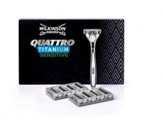 Wilkinson Sword Quattro Titanium Rasierklingen mit Herren Rasierer + 8 Ersatzklingen + 1 Apparat, Briefkastenfähig, 1er Pack
