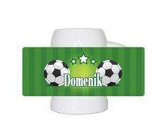 Fußball-Bierkrug mit Namen Domenik und schönem Motiv mit Fußbällen und grünem Hintergrund für Männer - Fan-Bierkrug personalisiert - Deutschland-Krug - Bierhumpen
