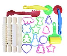 Kids B Crafty Knetwerkzeug Nudelhölzer mit und Teigwerkzeugen und -schneidern - Holzrolle, Lehm, Kunsthandwerk für Kinder, Schulkleinkind, Küchenzubehör, Plastikformen mit gemusterten Rollen