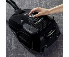 AEG VX7-2-ÖKOX Staubsauger mit Beutel (60% Recyclingmaterial, 360° Softräder, nur 69 db(A), inkl. Zusatzdüsen, Ergo-Handgriff, waschbarer Filter, 650 Watt, 12 m, neue technische Version) schwarz/grün