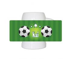 Fußball-Bierkrug mit Namen Kai und schönem Motiv mit Fußbällen und grünem Hintergrund für Männer - Fan-Bierkrug personalisiert - Deutschland-Krug - Bierhumpen