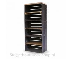 Home & Styling Schrank hoch aus Obstkisten schwarz mit einem altem Regalbett lang 3