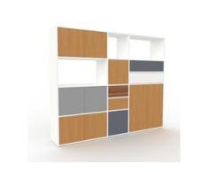 Holzregal Weiß - Modernes Regal aus Holz: Schubladen in Eiche & Türen in Eiche - 190 x 157 x 35 cm, Personalisierbar
