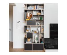Individualisierbares Bücherregal aus Multiplexplatte in Schwarz. Moderne Designer-Möbel nach Maß.