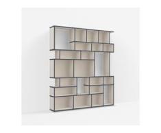Individualisierbares Bücherregal aus Spanplatte in Beige. Moderne Designer-Möbel nach Maß.
