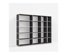 Individualisierbares Bücherregal aus Massivholz in Schwarz. Moderne Designer-Möbel nach Maß.