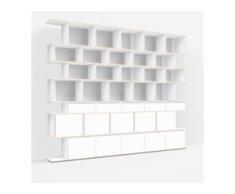 Individualisierbares Bücherregal aus Massivholz in Weiß. Moderne Designer-Möbel nach Maß.