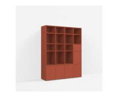 Individualisierbares Bücherregal aus Spanplatte in Rot. Moderne Designer-Möbel nach Maß.