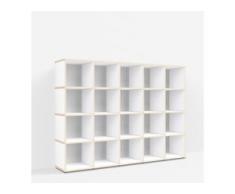 Individualisierbares Bücherregal aus Massivholz in Weiß. Moderne Designer-Möbel nach Maß.
