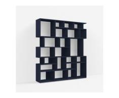Individualisierbares Bücherregal aus Spanplatte in Blau. Moderne Designer-Möbel nach Maß.