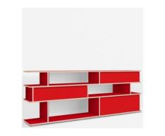 Individualisierbare Kommode mit Türen aus Spanplatte in Reinrot. Moderne Designer-Möbel