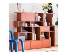 Individualisierbares Bücherregal aus Spanplatte in Rot. Moderne Designer-Möbel nach Maß.