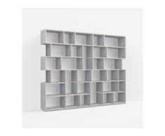 Individualisierbares Bücherregal aus Massivholz in Grau. Moderne Designer-Möbel nach Maß.