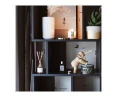Individualisierbares Bücherregal aus Spanplatte in Blau. Moderne Designer-Möbel nach Maß.
