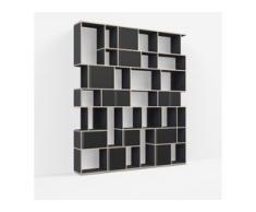 Individualisierbares Bücherregal aus Massivholz in Schwarz. Moderne Designer-Möbel nach Maß.