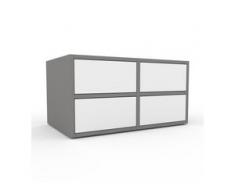 Holzregal Grau - Skandinavisches Regal aus Holz: Schubladen in Weiß - 79 x 41 x 47 cm, Personalisierbar