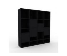 Aktenregal Schwarz - Flexibles Büroregal: Türen in Schwarz - Hochwertige Materialien - 156 x 157 x 35 cm, konfigurierbar