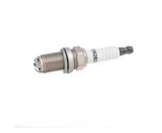 RIDEX Zündkerze VW,AUDI,SKODA 686S0008 101000035HJ,272207,32017021 Zündkerzen,Kerzen,Zuendkerzen 272371,272372,8642660,8642661,9146775