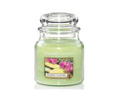Yankee Candle Classic Housewarmer Mittel, Pineapple Cilantro, Duftkerze, Raum Duft im Glas/Jar, 1174262E