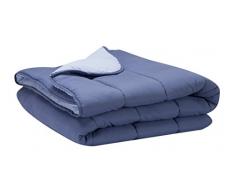 Pikolin Home - Steppdecke / Mikrofaserfüllung, Federgefühl, Herbst-Winter, 300 gr/m², 150 x 220 cm, Bett 80/90, hellblau und marineblau