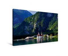 Premium Textil-Leinwand 90 cm x 60 cm quer, Ansicht St. Bartholomä vom Schiff | Wandbild, Bild auf Keilrahmen, Fertigbild auf echter Leinwand, Leinwanddruck: Grüß Gott am Königssee (CALVENDO Natur);CALVENDO Natur