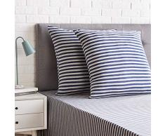 AmazonBasics - Kissenbezüge, Jersey, 2er-Pack, gestreift, 65 x 65 cm, Marineblau